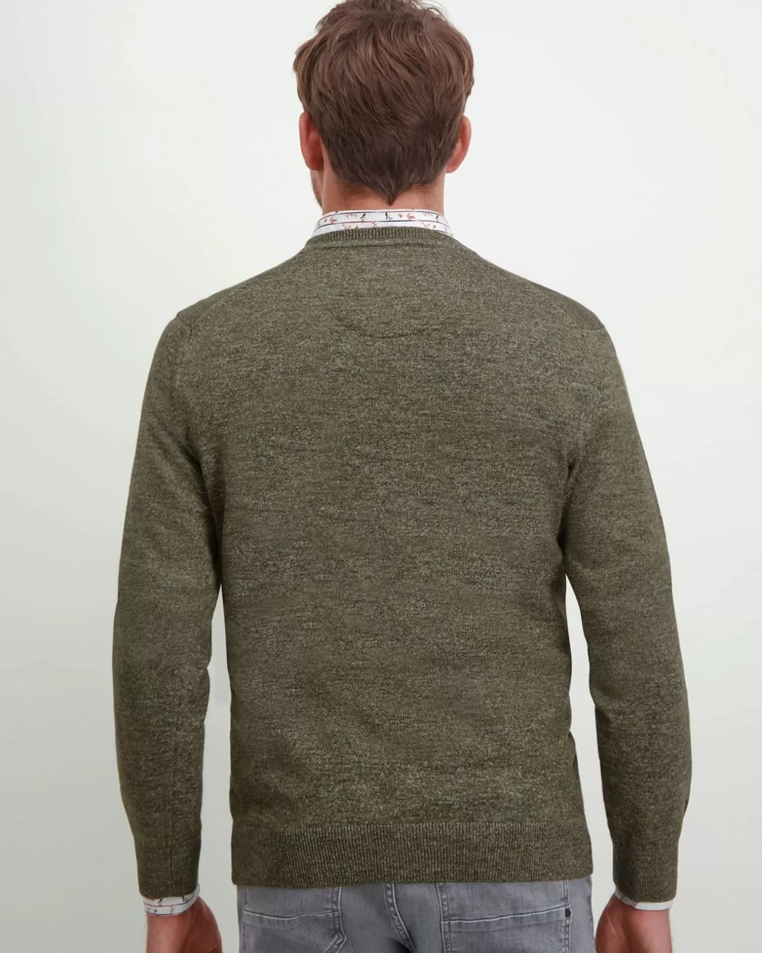 state_of_art_trui_vhals_3-4.webp Trui V-Hals>State of Art New