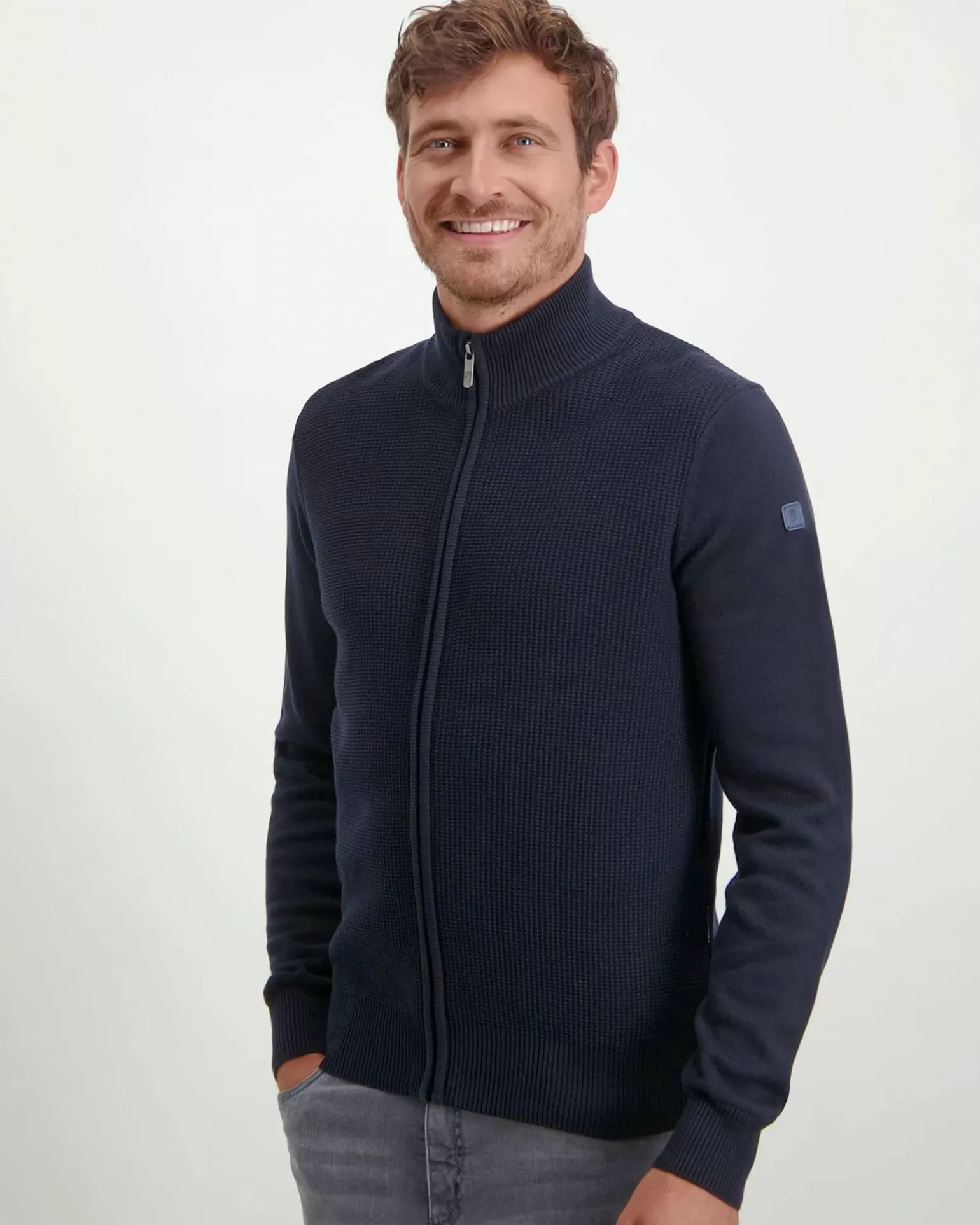 Vest>State of Art New