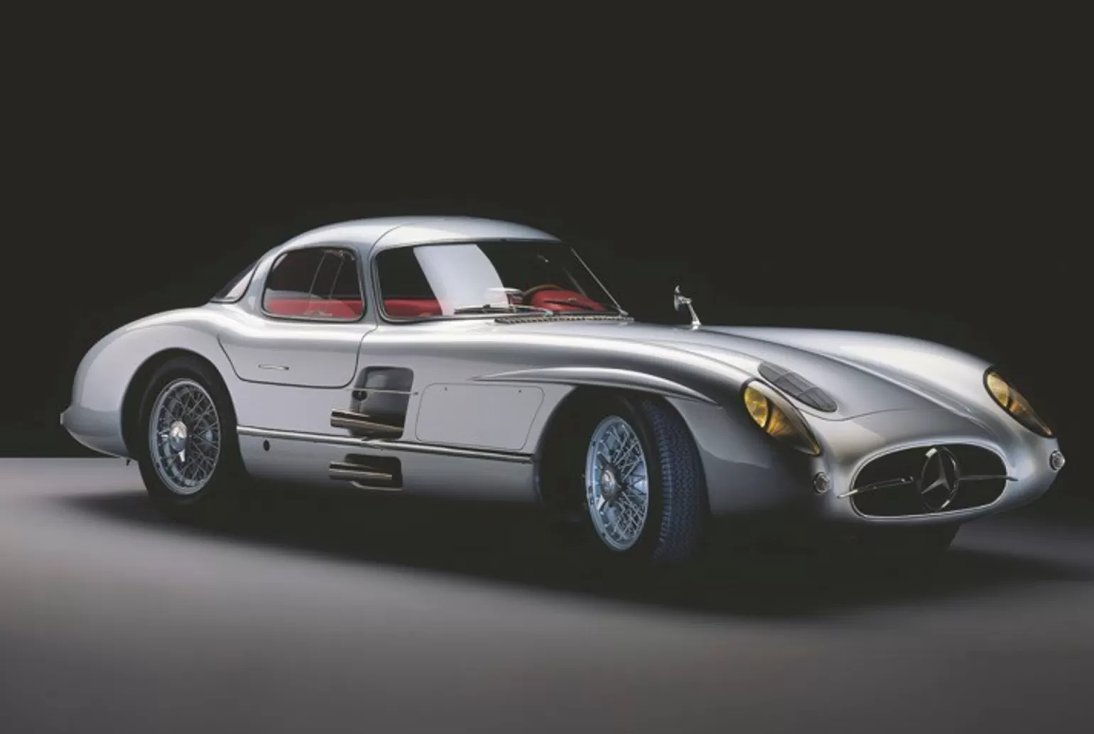 The Mercedes-Benz 300 Sl>teNeues Clearance