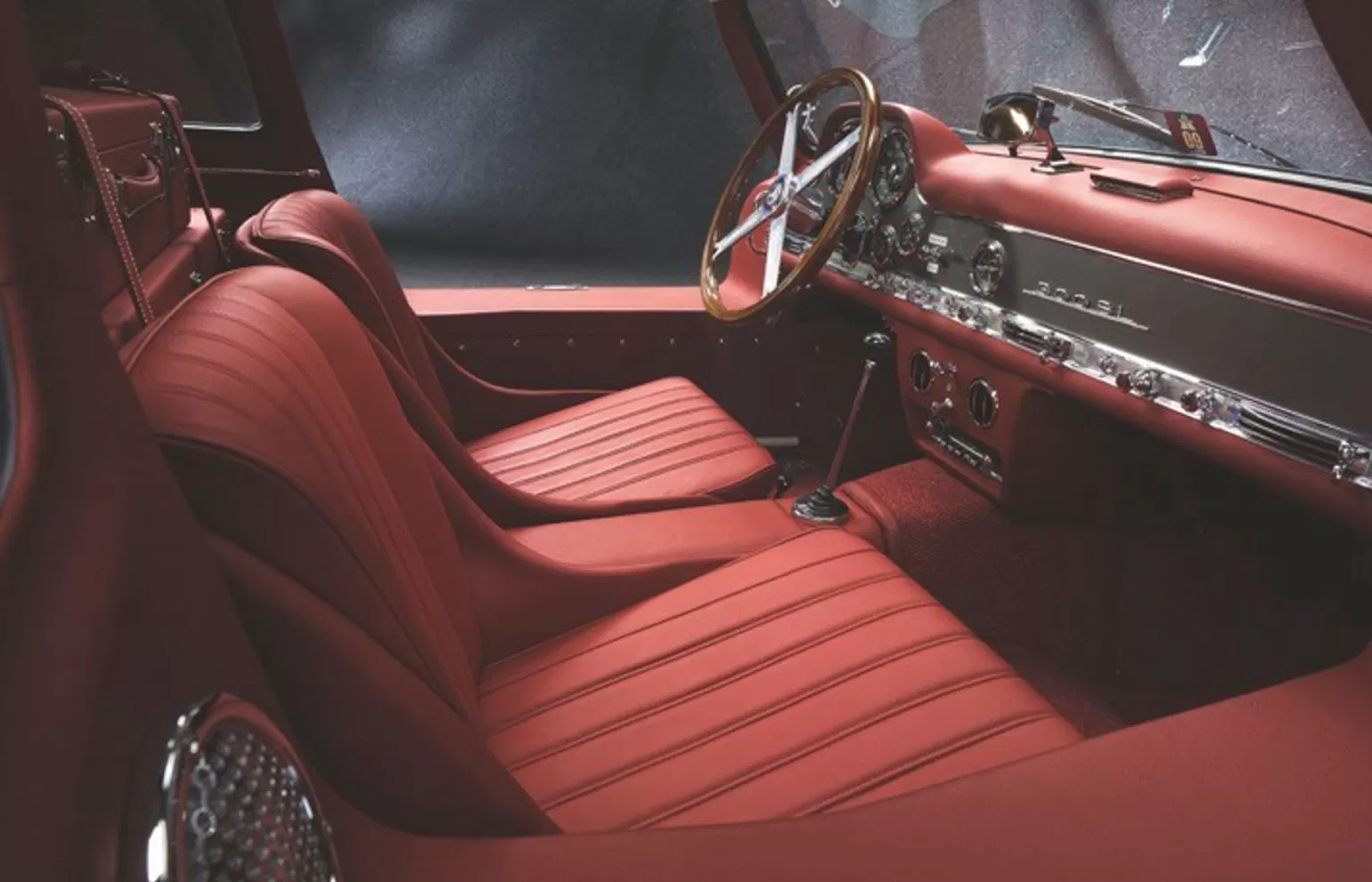 teneues_the_mercedesbenz_300_sl_4.webp The Mercedes-Benz 300 Sl>teNeues Clearance