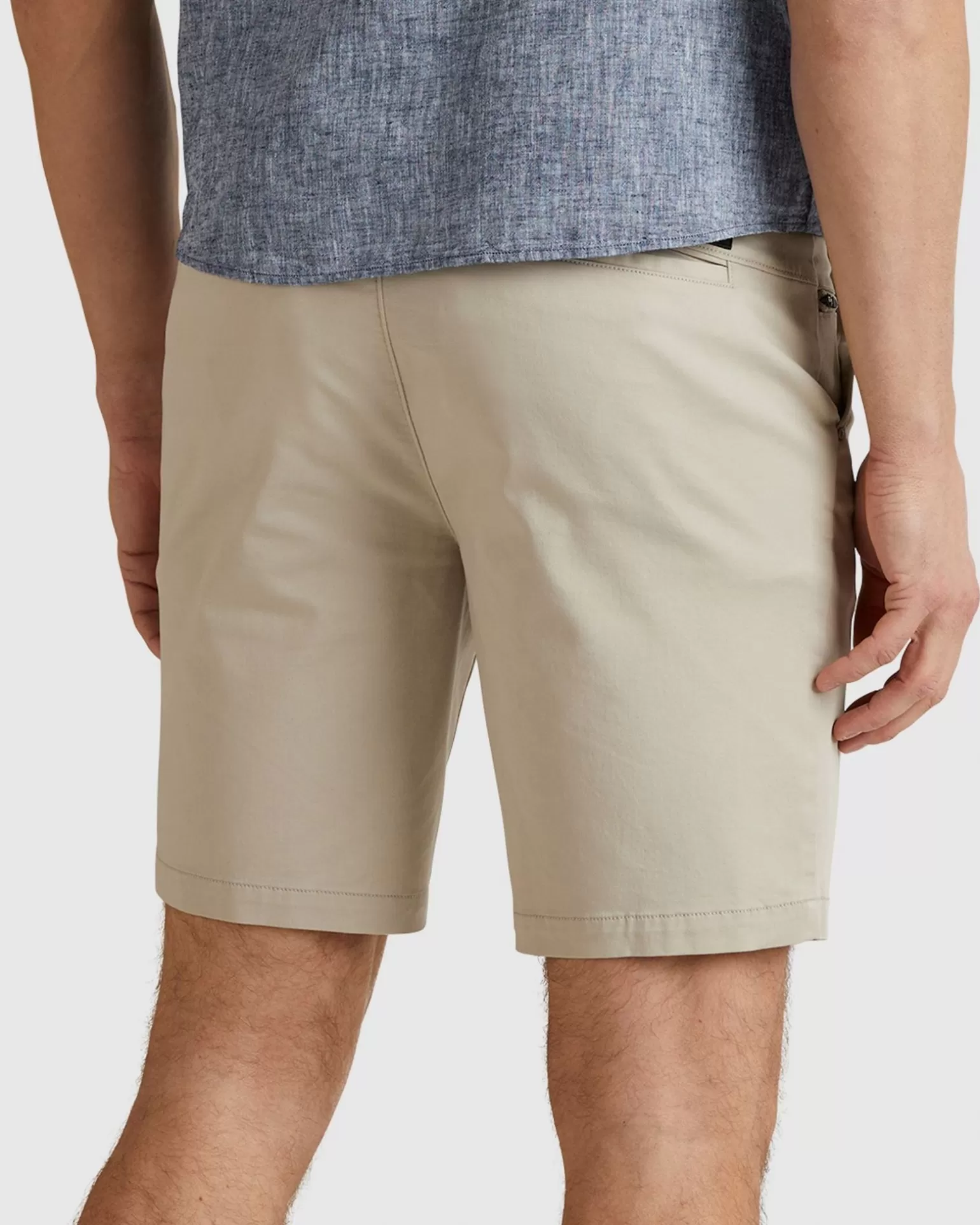 Short>Vanguard Store